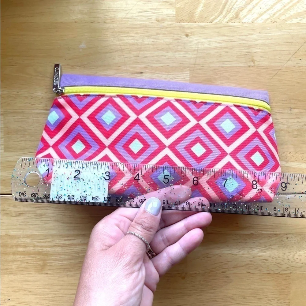 Brand New Clinique Toiletry/Makeup Bag